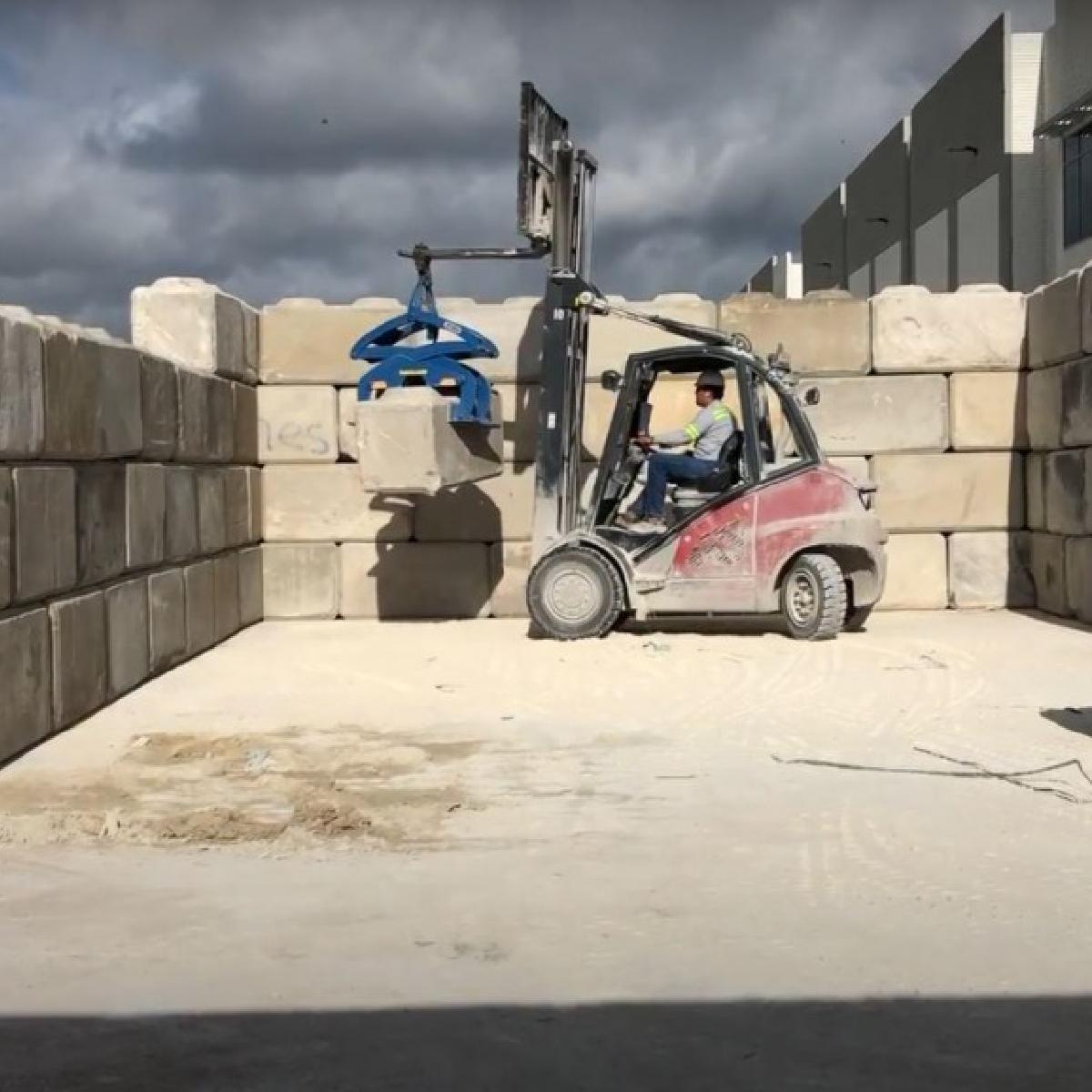 KL9K26T36 Bin Block Lift